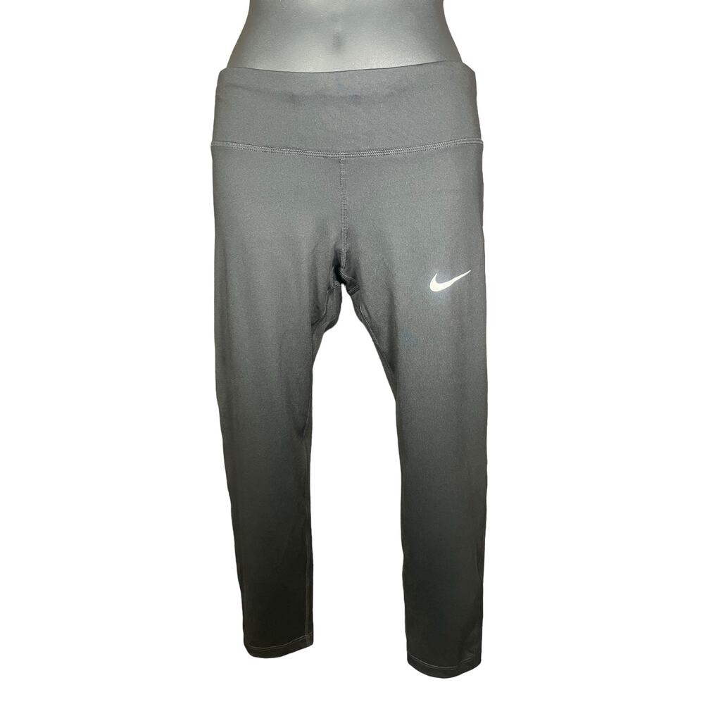 Nike Womens Dry-Fit 3/4 leggings- Black Size S. Back Pocket With Zipper And Mesh